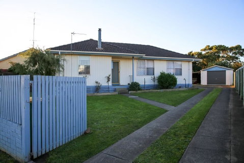 Tuna Sleepover - Nambucca Heads Accommodation 0
