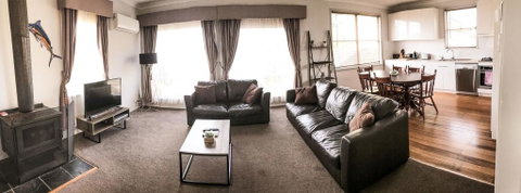 Tuna Sleepover - Nambucca Heads Accommodation 1