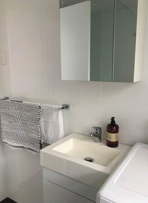 U2 60 Great Western Highway PARRAMATTA - Nambucca Heads Accommodation 3