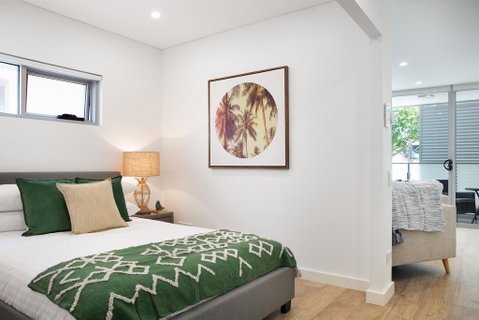 Ultra Modern Studio Suite With Balcony Near Shops - Nambucca Heads Accommodation 0