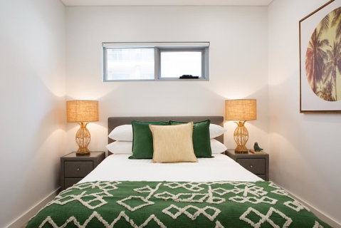 Ultra Modern Studio Suite With Balcony Near Shops - Nambucca Heads Accommodation 3