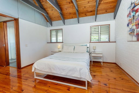 Unique Getaway 300m To Bribie Foreshore, Bongaree - Nambucca Heads Accommodation 0