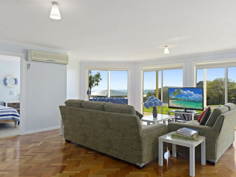 VALLEY VIEWS - 10 Valley Heights Drive - Nambucca Heads Accommodation 3