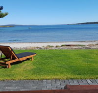 Vandy's shack at Mount Dutton Bay - ideal for couples and small families - Nambucca Heads Accommodation