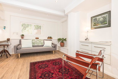Vibrant Oversized Studio In Leafy Balgowlah - Nambucca Heads Accommodation 0