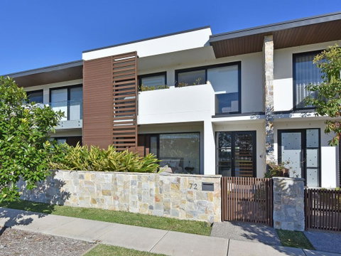 Villa Catania Waterside At Trinity Point - Nambucca Heads Accommodation 0
