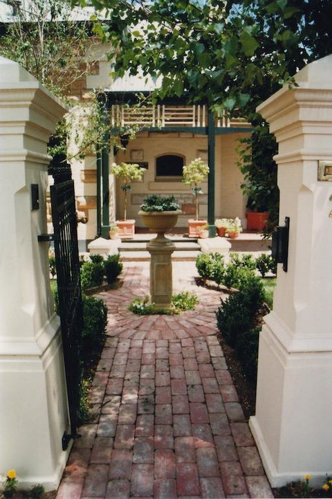 Water Bay Villa Bed & Breakfast - Nambucca Heads Accommodation 3