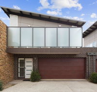 Central to Cowes - Nambucca Heads Accommodation