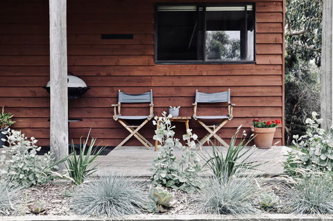 Red Ceder Cottage - Great Ocean Road - Port Campbell - Nambucca Heads Accommodation 1
