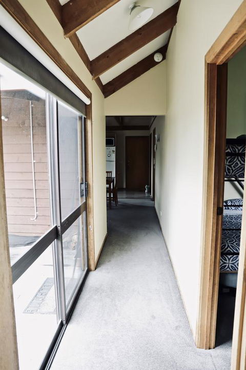 Red Ceder Cottage - Great Ocean Road - Port Campbell - Nambucca Heads Accommodation 20