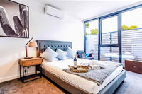 South Melbourne Short-stay Apartment