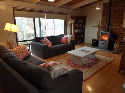 Wahroonga - Nambucca Heads Accommodation 0