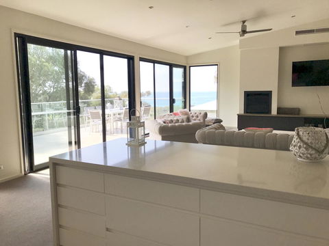 Lorne Sea View Terrace House - Nambucca Heads Accommodation 25