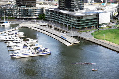 Auzzie Apartments Docklands, Melbourne - Nambucca Heads Accommodation 11