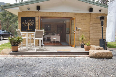 Bundjil Studio - Nambucca Heads Accommodation 2