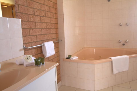 Blue Whale Motor Inn & Apartments - Nambucca Heads Accommodation 19