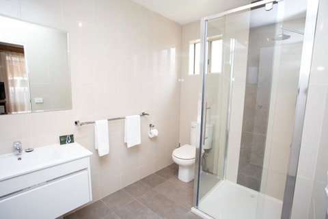 Blue Whale Motor Inn & Apartments - Nambucca Heads Accommodation 11