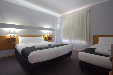 Blue Whale Motor Inn & Apartments - Nambucca Heads Accommodation 1