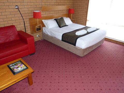 Blue Whale Motor Inn & Apartments - Nambucca Heads Accommodation 26