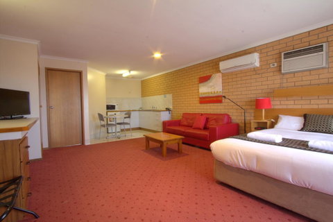 Blue Whale Motor Inn & Apartments - Nambucca Heads Accommodation 17