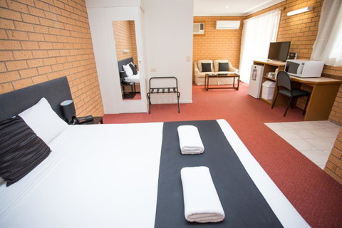 Blue Whale Motor Inn & Apartments - Nambucca Heads Accommodation 3