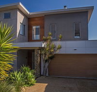 Saltwater Breeze Retreat - Nambucca Heads Accommodation