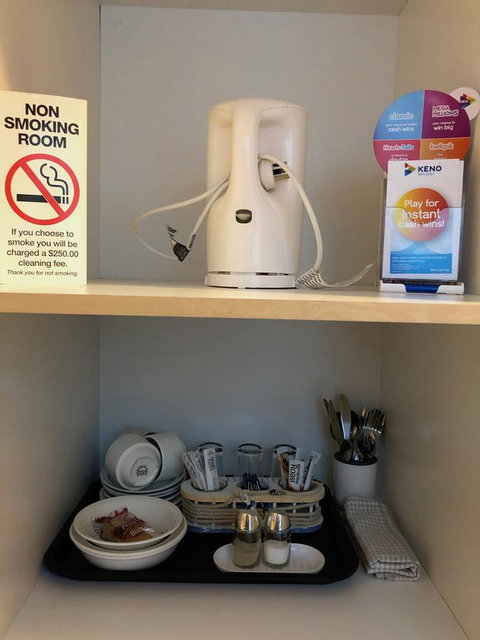 Bribie Island Hotel - Nambucca Heads Accommodation 12