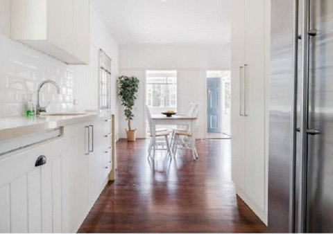 Lake Weyba Noosa Lodge & Kangaroos - Nambucca Heads Accommodation 15