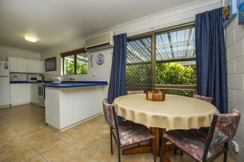 Magnetic North Apartment 1 - Nambucca Heads Accommodation 5