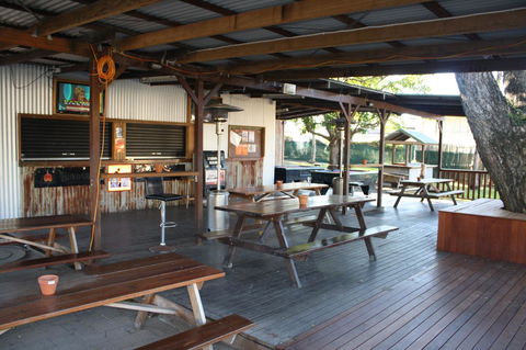 Nomads Airlie Beach - Nambucca Heads Accommodation 2