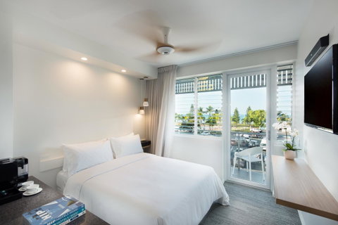 Heart Hotel And Gallery Whitsundays - Nambucca Heads Accommodation 5