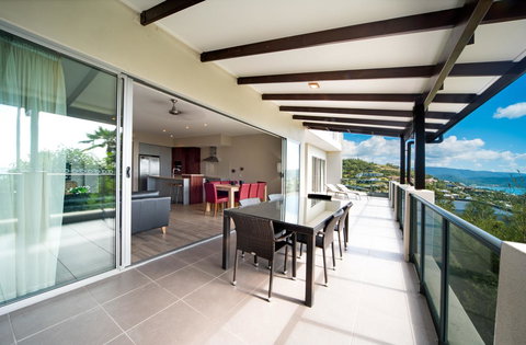 Whitsunday Reflections - Nambucca Heads Accommodation 2