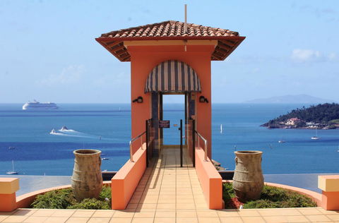 Martinique Whitsunday Resort - Nambucca Heads Accommodation 1