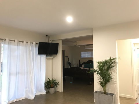Whitsunday Luxury Homes - Nambucca Heads Accommodation 12
