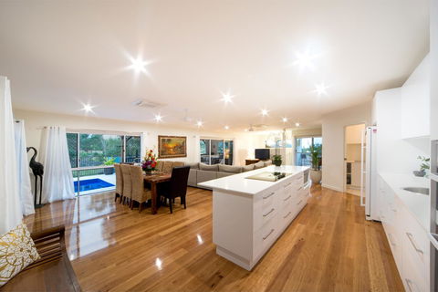 Whitsunday Luxury Homes - Nambucca Heads Accommodation 5