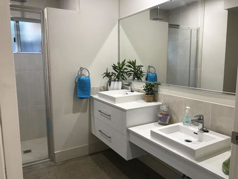 Whitsunday Luxury Homes - Nambucca Heads Accommodation 13