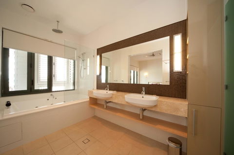 The Boathouse Apartments - Nambucca Heads Accommodation 16