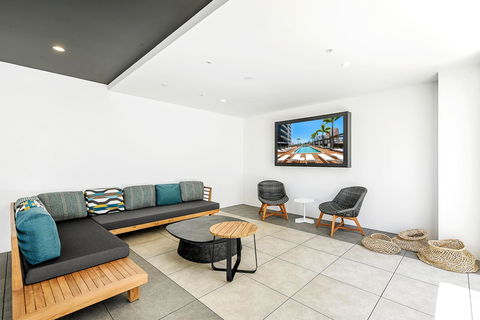 Qube Broadbeach - Nambucca Heads Accommodation 22