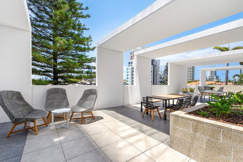 Qube Broadbeach - Nambucca Heads Accommodation 20