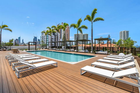Qube Broadbeach - Nambucca Heads Accommodation 30