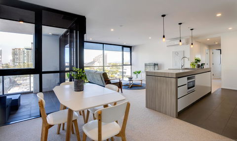 Qube Broadbeach - Nambucca Heads Accommodation 16