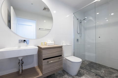 Qube Broadbeach - Nambucca Heads Accommodation 6