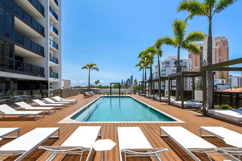 Qube Broadbeach - Nambucca Heads Accommodation 31