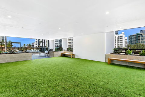 Qube Broadbeach - Nambucca Heads Accommodation 23