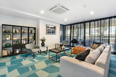 Qube Broadbeach - Nambucca Heads Accommodation 33