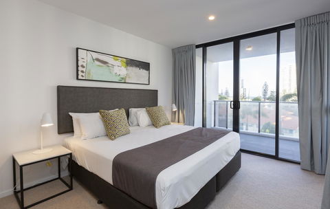 Qube Broadbeach - Nambucca Heads Accommodation 40
