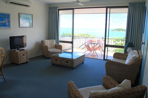 Ocean Views At Whitsunday Terraces Resort - Nambucca Heads Accommodation 9