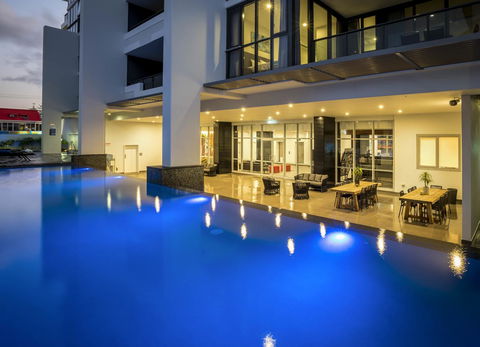 Synergy Broadbeach - Official - Nambucca Heads Accommodation 0
