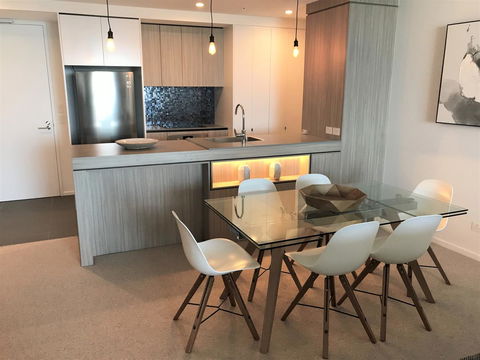 Qube Broadbeach Ocean View Apartments - Nambucca Heads Accommodation 26