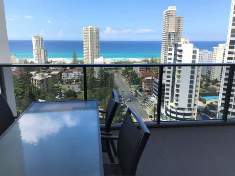 Qube Broadbeach Ocean View Apartments - Nambucca Heads Accommodation 28